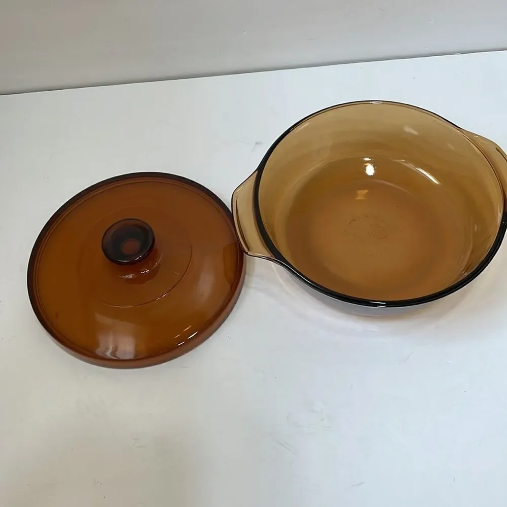ANCHOR HOCKING BROWN GLASS COVERED‎ BAKING DISH